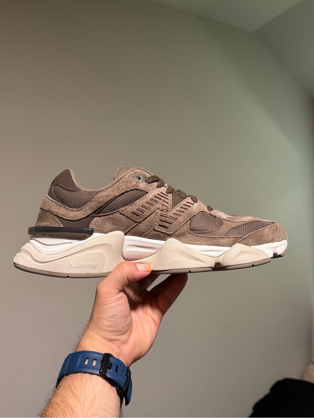 New Balance 9060 ‘Mushroom Brown’